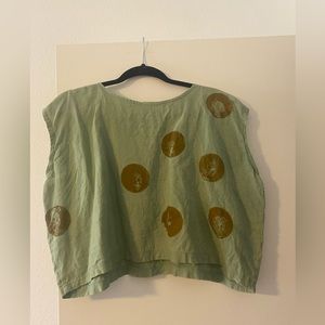 Beemo boxy linen top